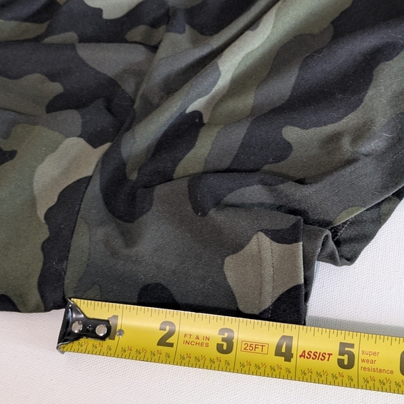 Old Navy Women's Jersey Army Camo Tiebelt Short Romper Size L Green Stretchy EUC - Picture 8 of 9